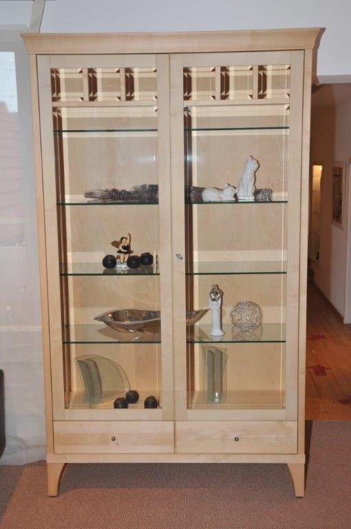 Vitrine Ahorn massiv Vitrine Ahorn massiv